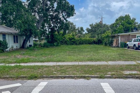 Commercial property in Sarasota, Florida 8 bedrooms, 95.41 sq.m. № 1785911 - photo 5