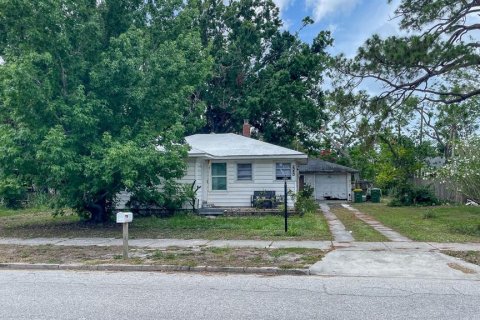 Commercial property in Sarasota, Florida 8 bedrooms, 95.41 sq.m. № 1785911 - photo 7