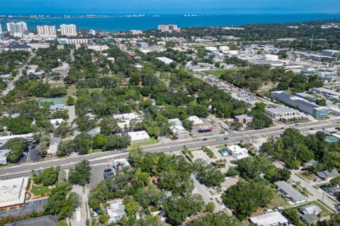 Commercial property in Sarasota, Florida 8 bedrooms, 95.41 sq.m. № 1785911 - photo 9