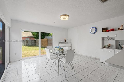 Villa ou maison à vendre à Homestead, Floride: 3 chambres, 124.58 m2 № 1895964 - photo 11