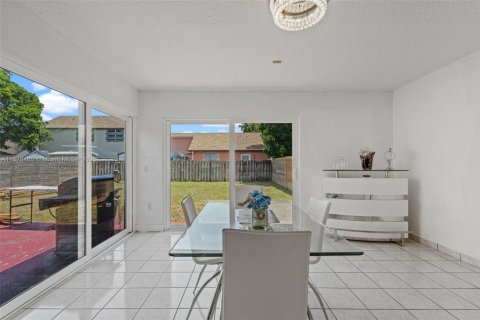 Villa ou maison à vendre à Homestead, Floride: 3 chambres, 124.58 m2 № 1895964 - photo 12