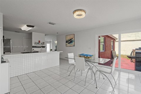 Villa ou maison à vendre à Homestead, Floride: 3 chambres, 124.58 m2 № 1895964 - photo 14