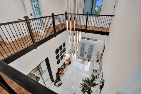 House in Boca Raton, Florida 7 bedrooms, 537.16 sq.m. № 2068930 - photo 10