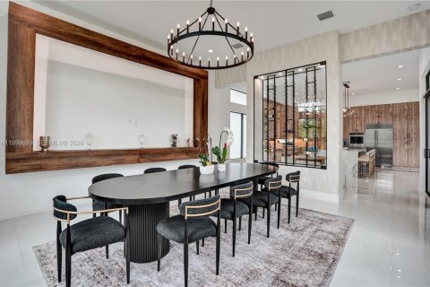 House in Boca Raton, Florida 7 bedrooms, 537.16 sq.m. № 2068930 - photo 22