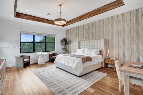 House in Boca Raton, Florida 7 bedrooms, 537.16 sq.m. № 2068930 - photo 29