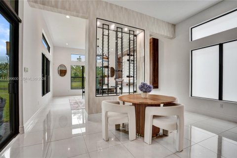 House in Boca Raton, Florida 7 bedrooms, 537.16 sq.m. № 2068930 - photo 20