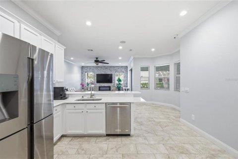 House in Windermere, Florida 4 bedrooms, 234.21 sq.m. № 2216566 - photo 18