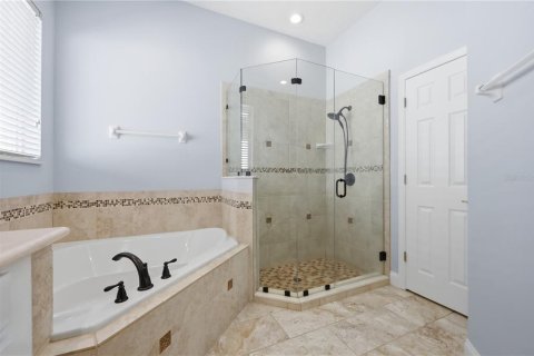 House in Windermere, Florida 4 bedrooms, 234.21 sq.m. № 2216566 - photo 27