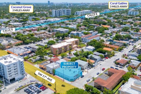 Купить коммерческую недвижимость в Майами, Флорида № 2025587 - фото 10