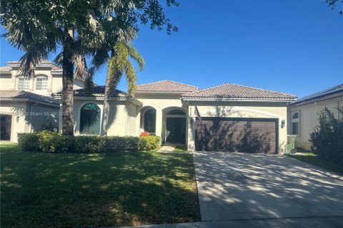 Villa ou maison à vendre à Homestead, Floride: 4 chambres, 195 m2 № 1985454 - photo 1
