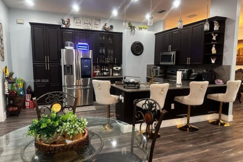 Villa ou maison à vendre à Homestead, Floride: 4 chambres, 195 m2 № 1985454 - photo 17