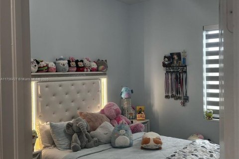 Villa ou maison à vendre à Homestead, Floride: 4 chambres, 195 m2 № 1985454 - photo 28