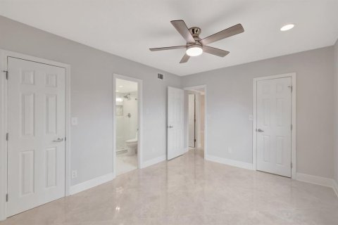 Condominio en alquiler en Fort Lauderdale, Florida, 2 dormitorios, 78.97 m2 № 2077784 - foto 11