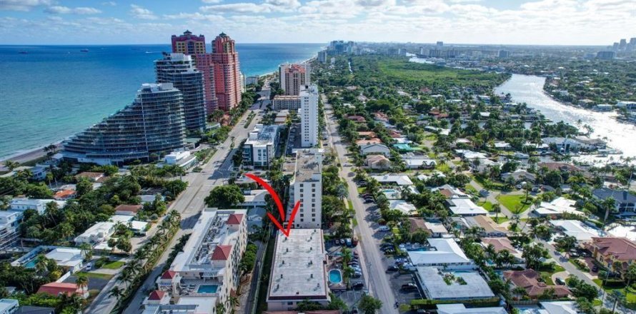 Condominio en Fort Lauderdale, Florida, 2 dormitorios  № 2077784