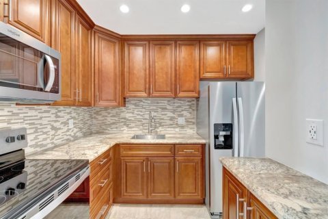 Condominio en alquiler en Fort Lauderdale, Florida, 2 dormitorios, 78.97 m2 № 2077784 - foto 2