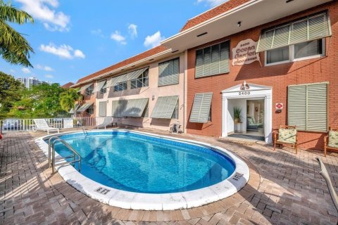 Condominio en alquiler en Fort Lauderdale, Florida, 2 dormitorios, 78.97 m2 № 2077784 - foto 29