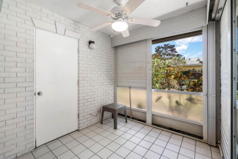 Condo in Boynton Beach, Florida, 2 bedrooms  № 2175960 - photo 29