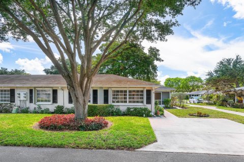 Condo in Boynton Beach, Florida, 2 bedrooms  № 2175960 - photo 3