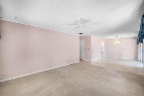 Condo in Boynton Beach, Florida, 2 bedrooms  № 2175960 - photo 8