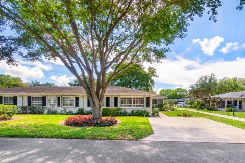 Condo in Boynton Beach, Florida, 2 bedrooms  № 2175960 - photo 5