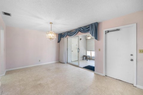 Condo in Boynton Beach, Florida, 2 bedrooms  № 2175960 - photo 7