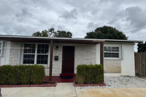 Villa ou maison à Pembroke Pines, Floride 3 chambres, 108.7 m2 № 2064094