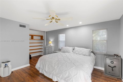 Casa en venta en Pompano Beach, Florida, 3 dormitorios, 144.93 m2 № 1977135 - foto 15