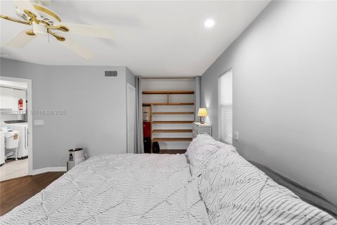 Casa en venta en Pompano Beach, Florida, 3 dormitorios, 144.93 m2 № 1977135 - foto 16