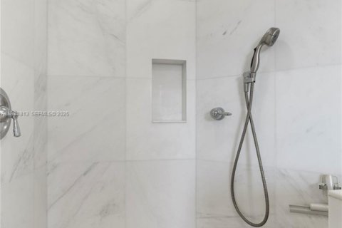 Casa en venta en Pompano Beach, Florida, 3 dormitorios, 144.93 m2 № 1977135 - foto 21