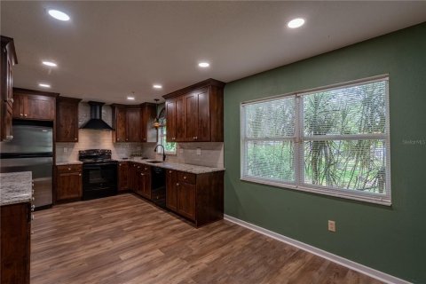 House in Lakeland, Florida 3 bedrooms, 153.38 sq.m. № 1782226 - photo 17