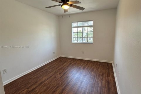 Townhouse in Riviera Beach, Florida 3 bedrooms, 151.15 sq.m. № 1841242 - photo 7