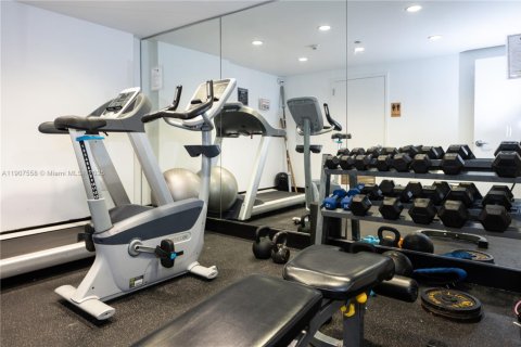 Снять в аренду кондоминиум в Бей-Харбор-Айлендс, Флорида 2 спальни, 112.88м2, № 1963920 - фото 12