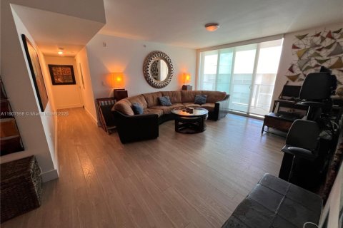 Снять в аренду кондоминиум в Бей-Харбор-Айлендс, Флорида 2 спальни, 112.88м2, № 1963920 - фото 10