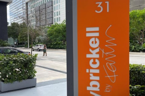 Condo in Miami, Florida  № 1964630 - photo 1