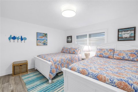 Condo in Saint Pete Beach, Florida, 2 bedrooms  № 2396333 - photo 29