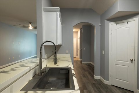 Adosado en venta en Kissimmee, Florida, 2 dormitorios, 169.08 m2 № 2204243 - foto 13