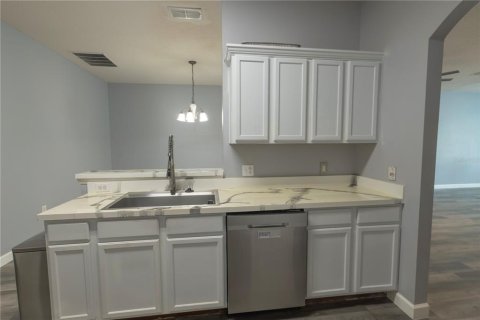 Adosado en venta en Kissimmee, Florida, 2 dormitorios, 169.08 m2 № 2204243 - foto 15