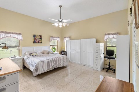 House in Hernando, Florida 4 bedrooms, 292.46 sq.m. № 1760606 - photo 20