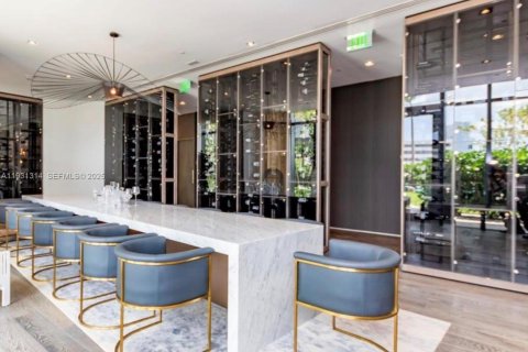 Condominio en alquiler en Miami, Florida, 2 dormitorios, 99.13 m2 № 1992338 - foto 26