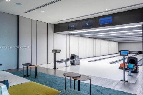 Condominio en alquiler en Miami, Florida, 2 dormitorios, 99.13 m2 № 1992338 - foto 19