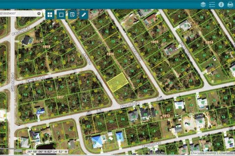 Terreno en Port Charlotte, Florida № 2229532