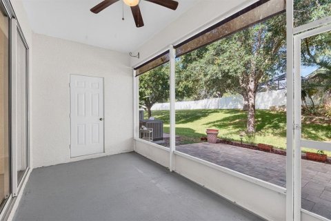 Townhouse in Tarpon Springs, Florida 2 bedrooms, 128.02 sq.m. № 2157387 - photo 30