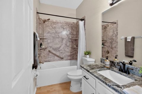 Townhouse in Tarpon Springs, Florida 2 bedrooms, 128.02 sq.m. № 2157387 - photo 27