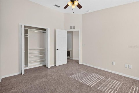 Townhouse in Tarpon Springs, Florida 2 bedrooms, 128.02 sq.m. № 2157387 - photo 26
