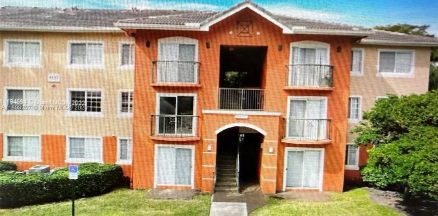 Condo à West Palm Beach, Floride, 2 chambres № 1686323
