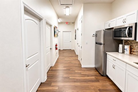 Immobilier commercial à louer à Kissimmee, Floride: 125.42 m2 № 2406652 - photo 12