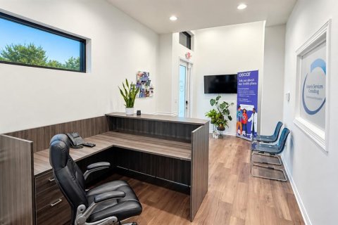 Immobilier commercial à louer à Kissimmee, Floride: 125.42 m2 № 2406652 - photo 3