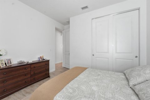 Casa en venta en Port St. Lucie, Florida, 4 dormitorios, 185.62 m2 № 2426767 - foto 27