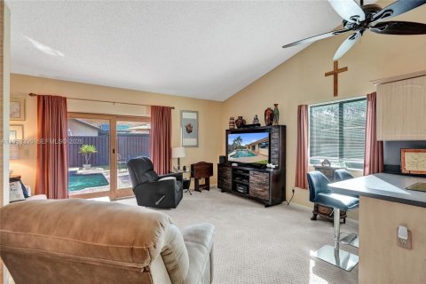 Casa en venta en Lauderhill, Florida, 3 dormitorios, 151.62 m2 № 2010782 - foto 14