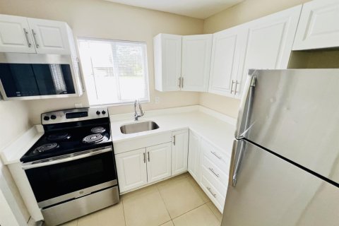 Appartement à louer à Fort Lauderdale, Floride: 2 chambres, 88.26 m2 № 2410866 - photo 3